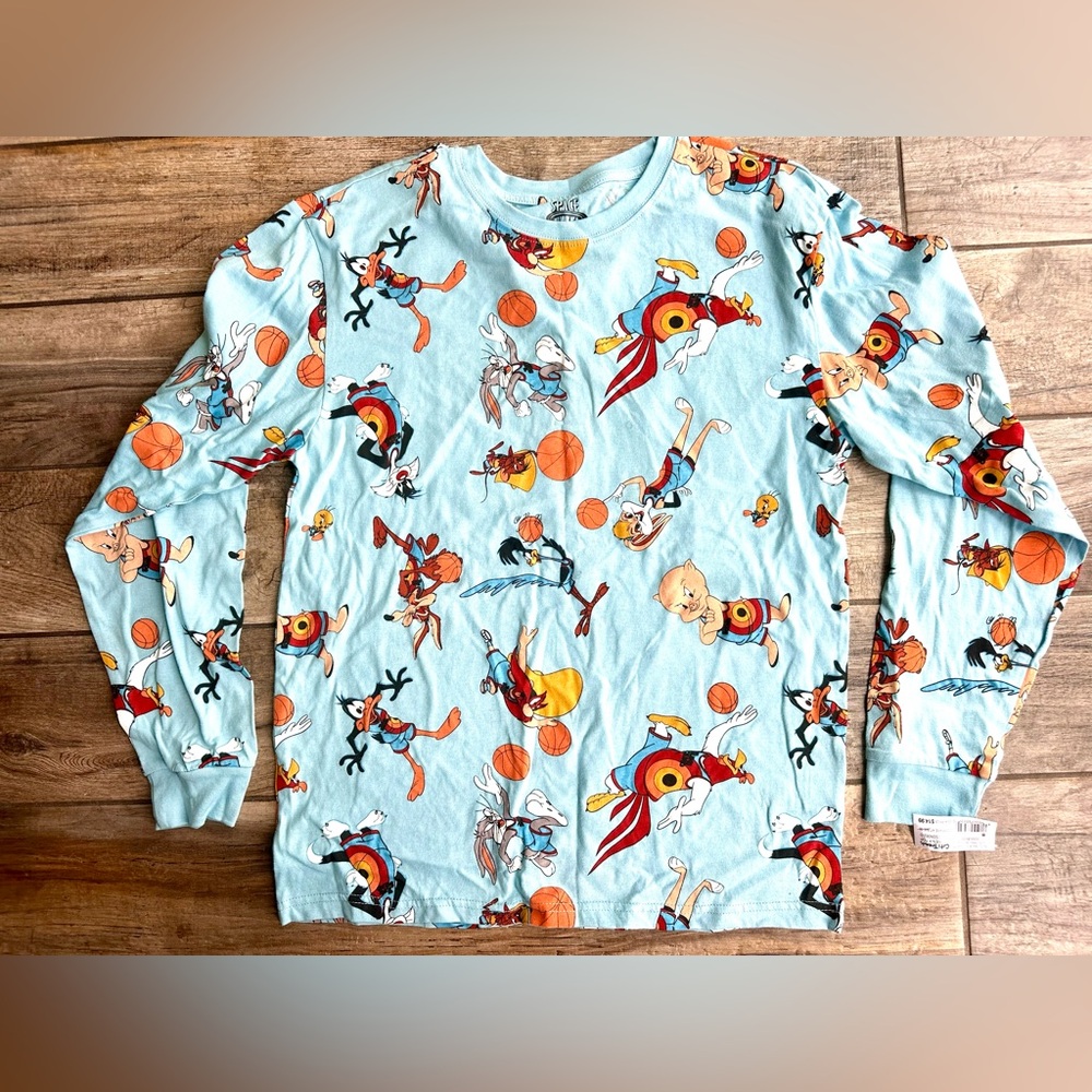 NWT Lightweight long sleeve t-shirt Space Jams Looney Tunes Sz M Men’s